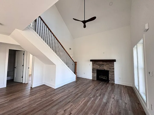 424 Fowler Rd — Photo 7