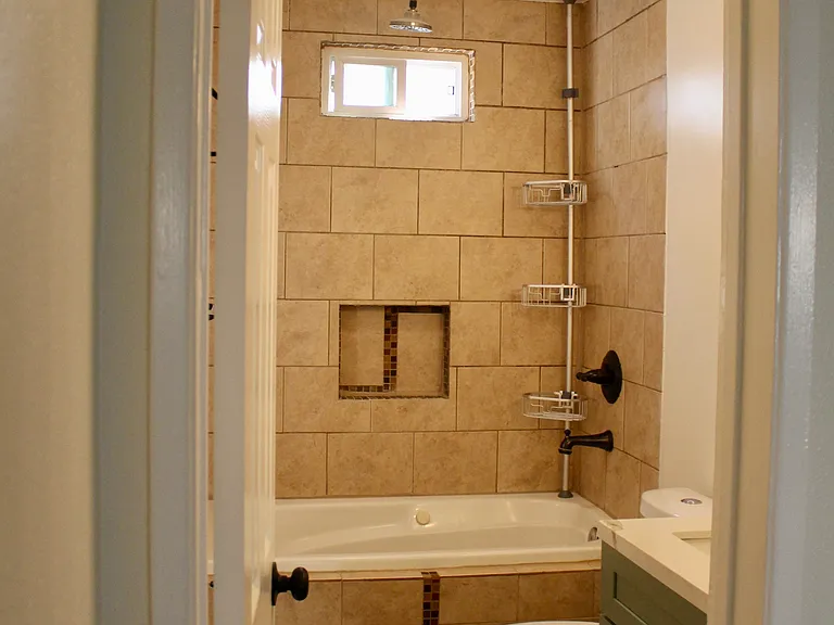 617 N Garfield Ave #2 — Photo 19