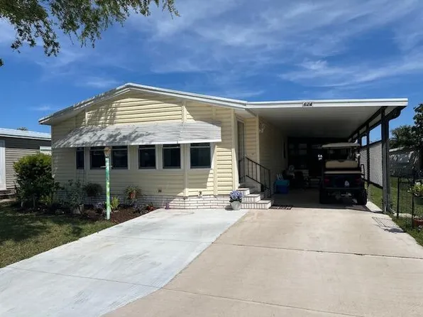 624 Wedelia Dr, Barefoot Bay, FL 32976