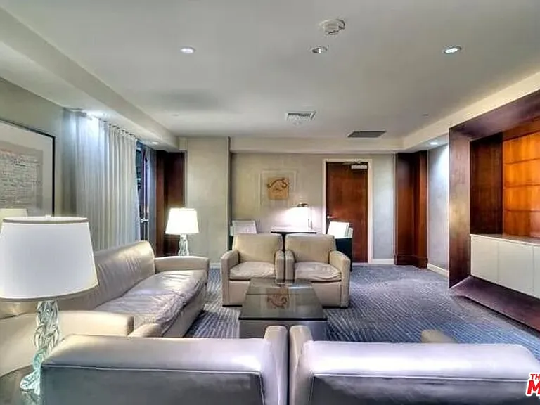 13700 Marina Pointe Dr #1225 — Photo 4