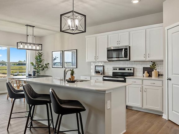 7th image of this home