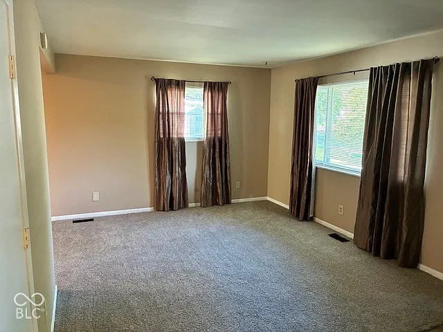 3 bed, 1.5 bath, 1272 sqft, $1,700 — Photo 2