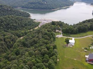 9999 Chelsie Ln, Russell Springs, KY 42642