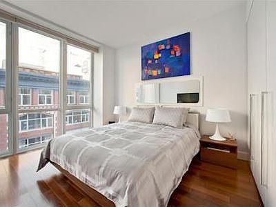 2nd image of 500 University Ave APT 501