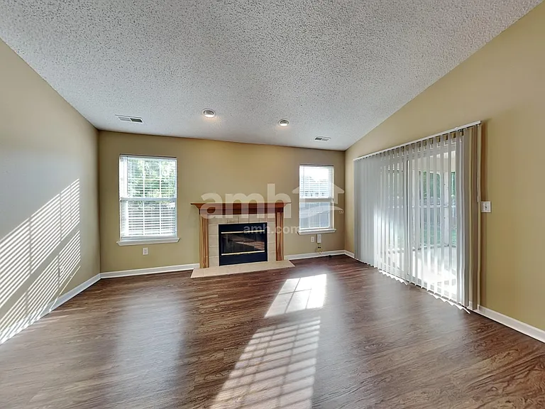 19470 Rocky Beach Dr — Photo 6
