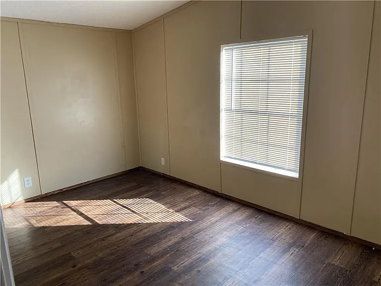 135 Dv Byrd Ln #29 — Photo 17