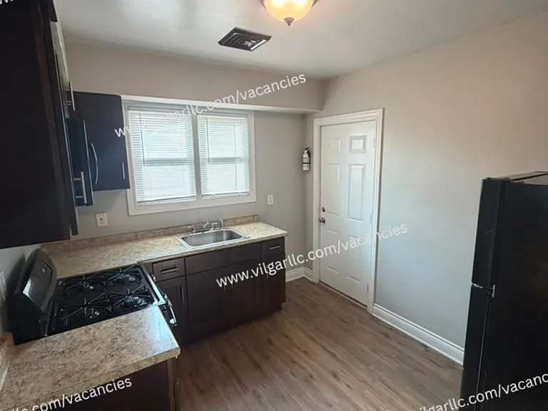 4630 Cameron Ave — Photo 5