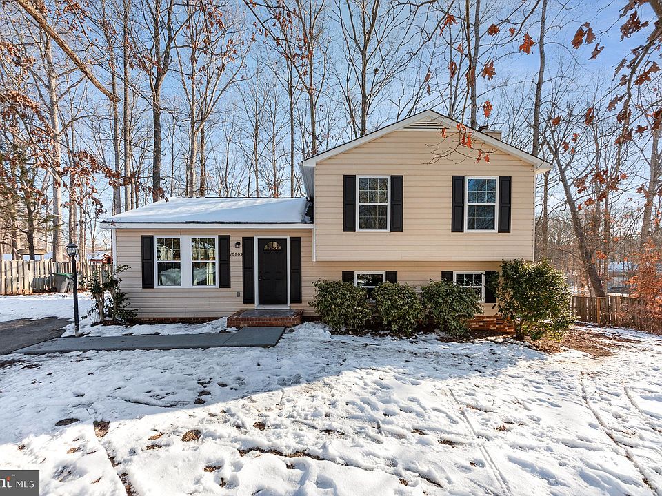 1st image of 10803 Chesterwood Dr