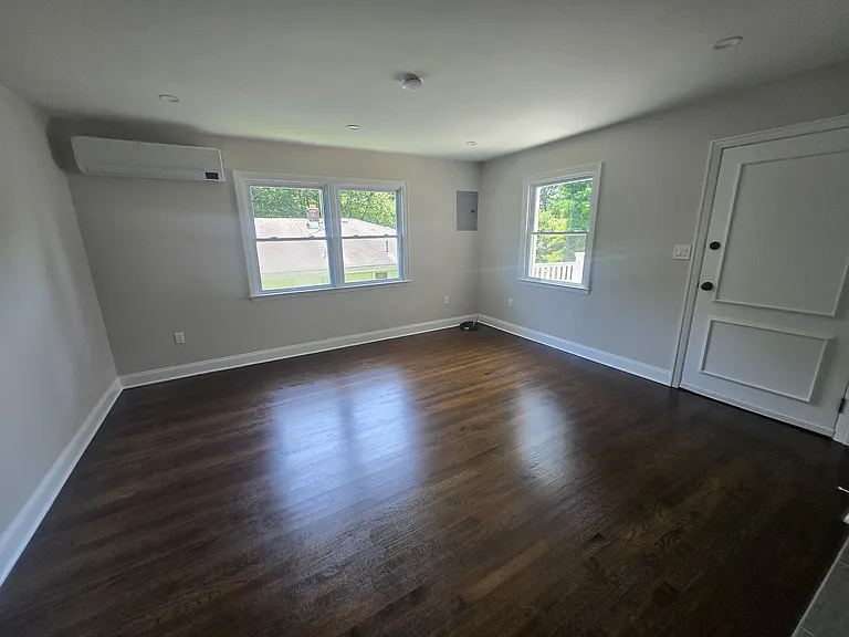 59 Willow Ave #1 — Photo 9