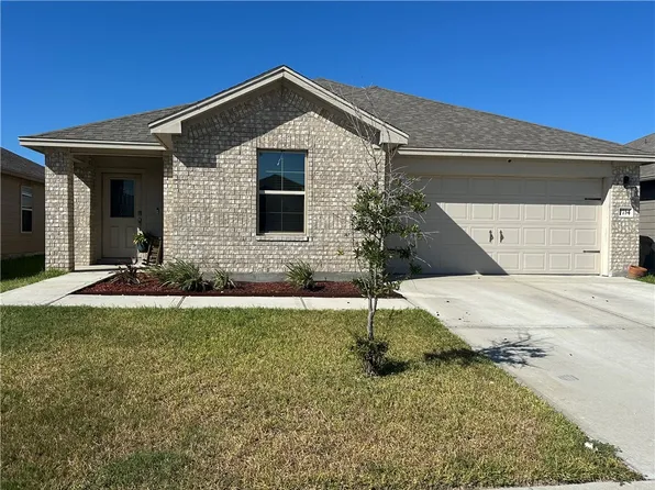 7734 Bullrider Dr, Corpus Christi, TX 78414