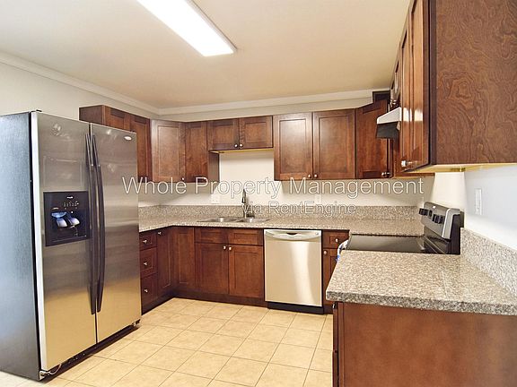 4th image of 9011 Hoffman Way