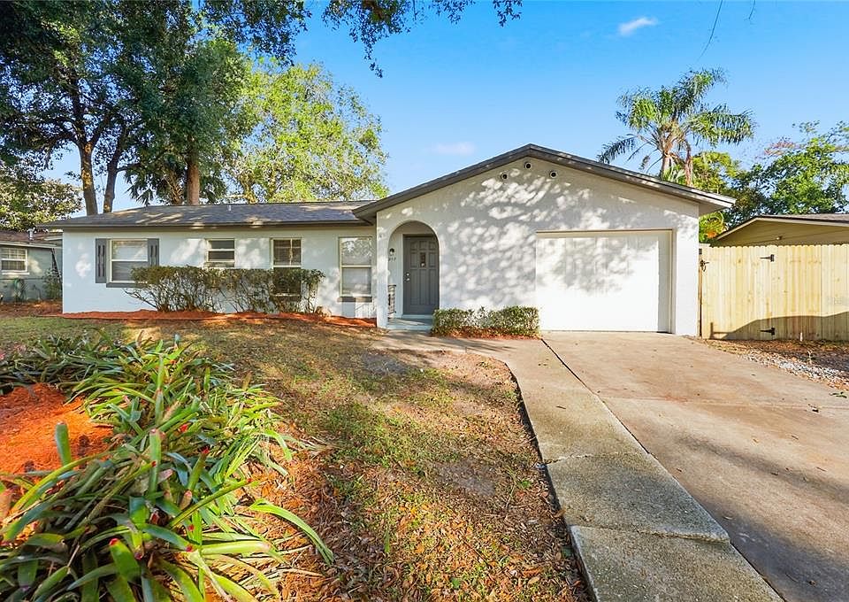 1st image of 207 WAVERLY DRIVE