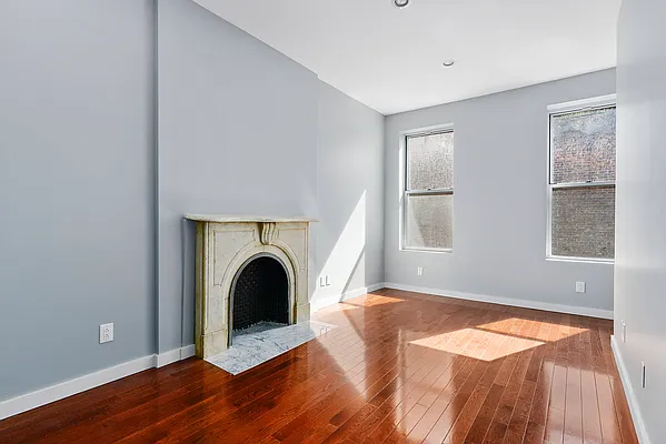 Rented by Compass | media 9