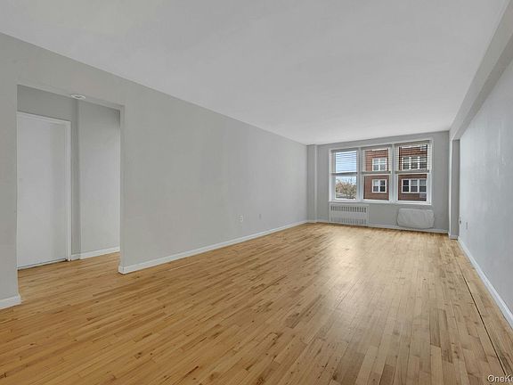 3rd image of 14 Westview Avenue #310