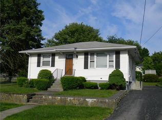142 S Rose St, East Providence, RI 02914
