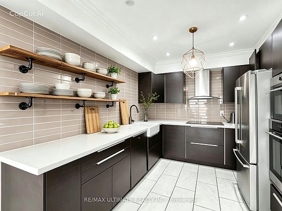 3rd image of 131 Foxchase Ave