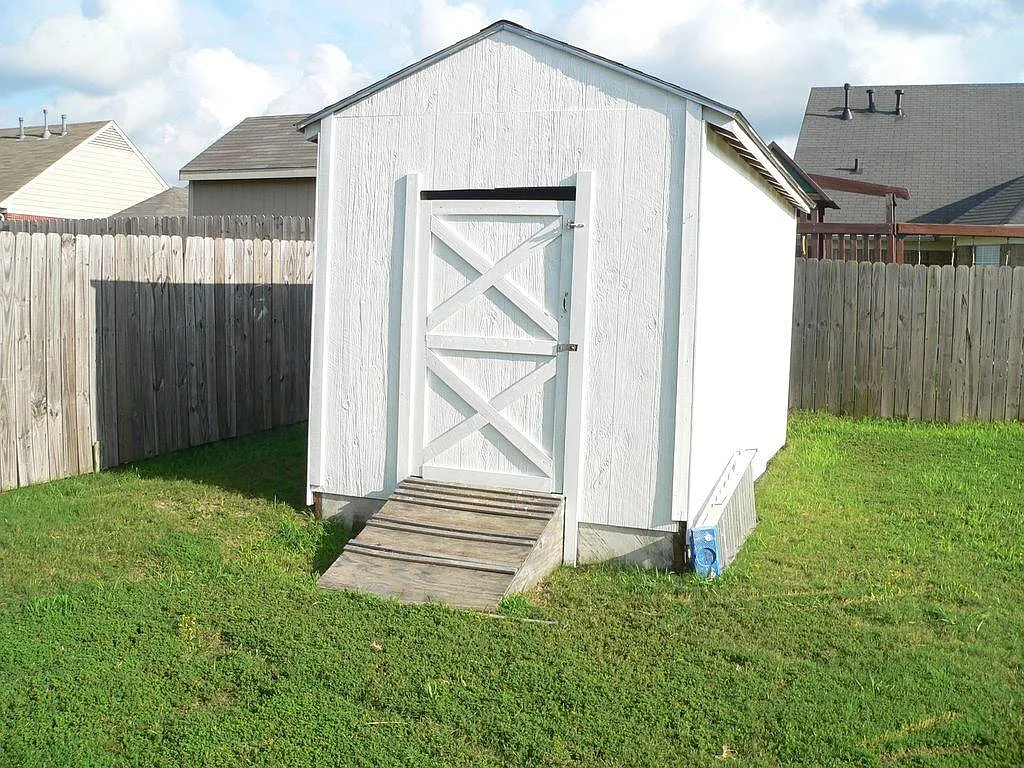 2765 Rutherford Drive — Photo 4