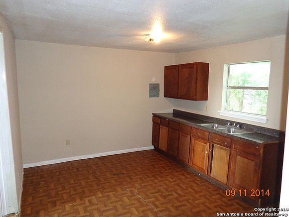 5th image of 103 Sylvia Ave