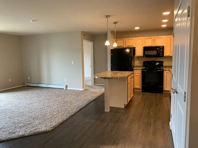 Aspen Trail Apartments — Photo 182