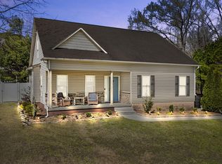 75 Victoria Dr, Chocowinity, NC 27817