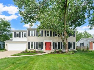 4063 Cumnor Rd, Downers Grove, IL 60515