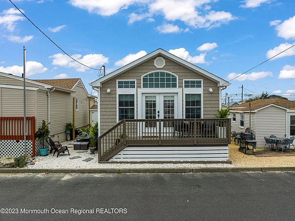 2nd image of 19 1st Ln