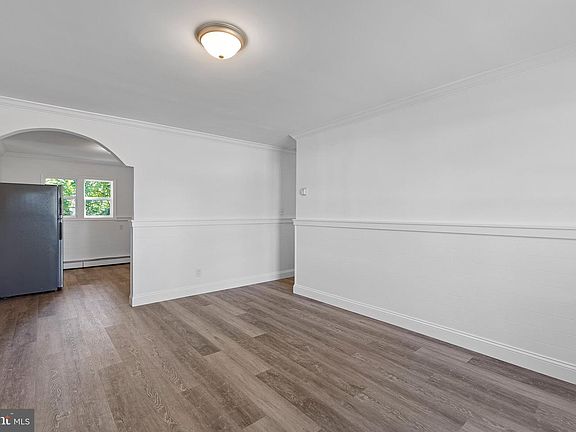 4th image of 211 Pilgrim Rd