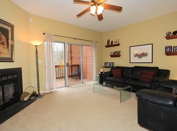 3rd image of 503 Apple Tree Ln #503