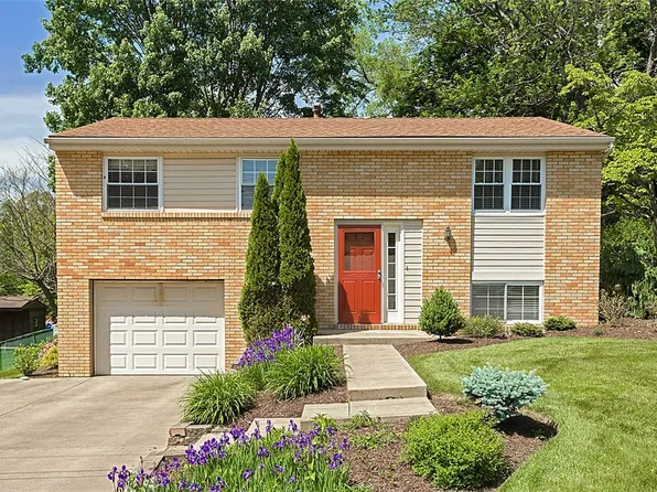 105 Henry Hudson Dr, Delmont, PA 15626