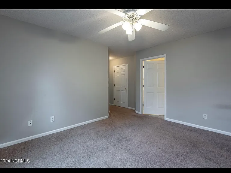 2802 Mulberry Ln #C — Photo 3