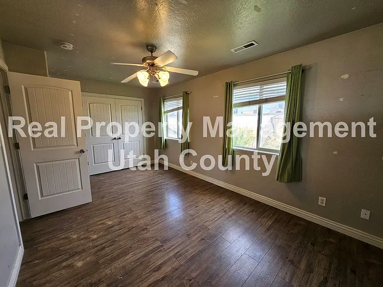 1708 E Ridgefield Rd — Photo 8