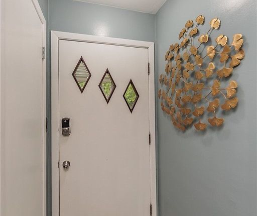 4th image of 27378 Dunford Ave