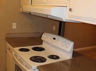 811 Dundee Way, Stockton, CA 95210