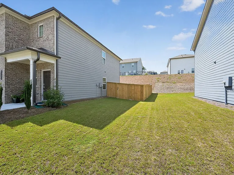 8308 Hunters Grove Rd — Photo 31