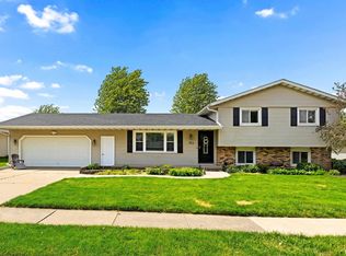 721 Pierce St, Morton, IL 61550