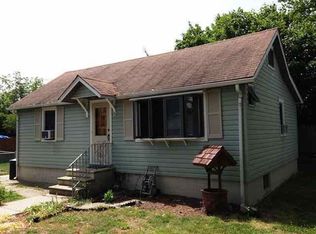 16 E Pacific Ave, Villas, NJ 08251