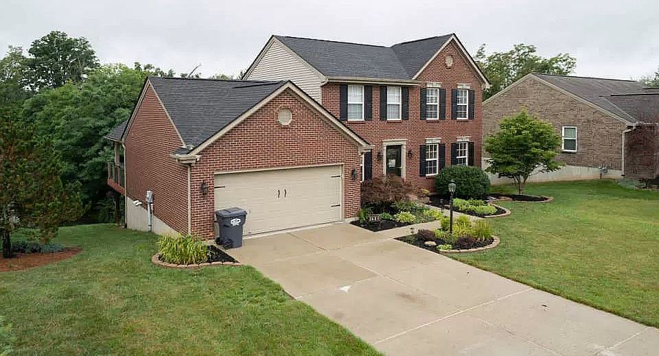 2nd image of 2685 Coachlight Ln