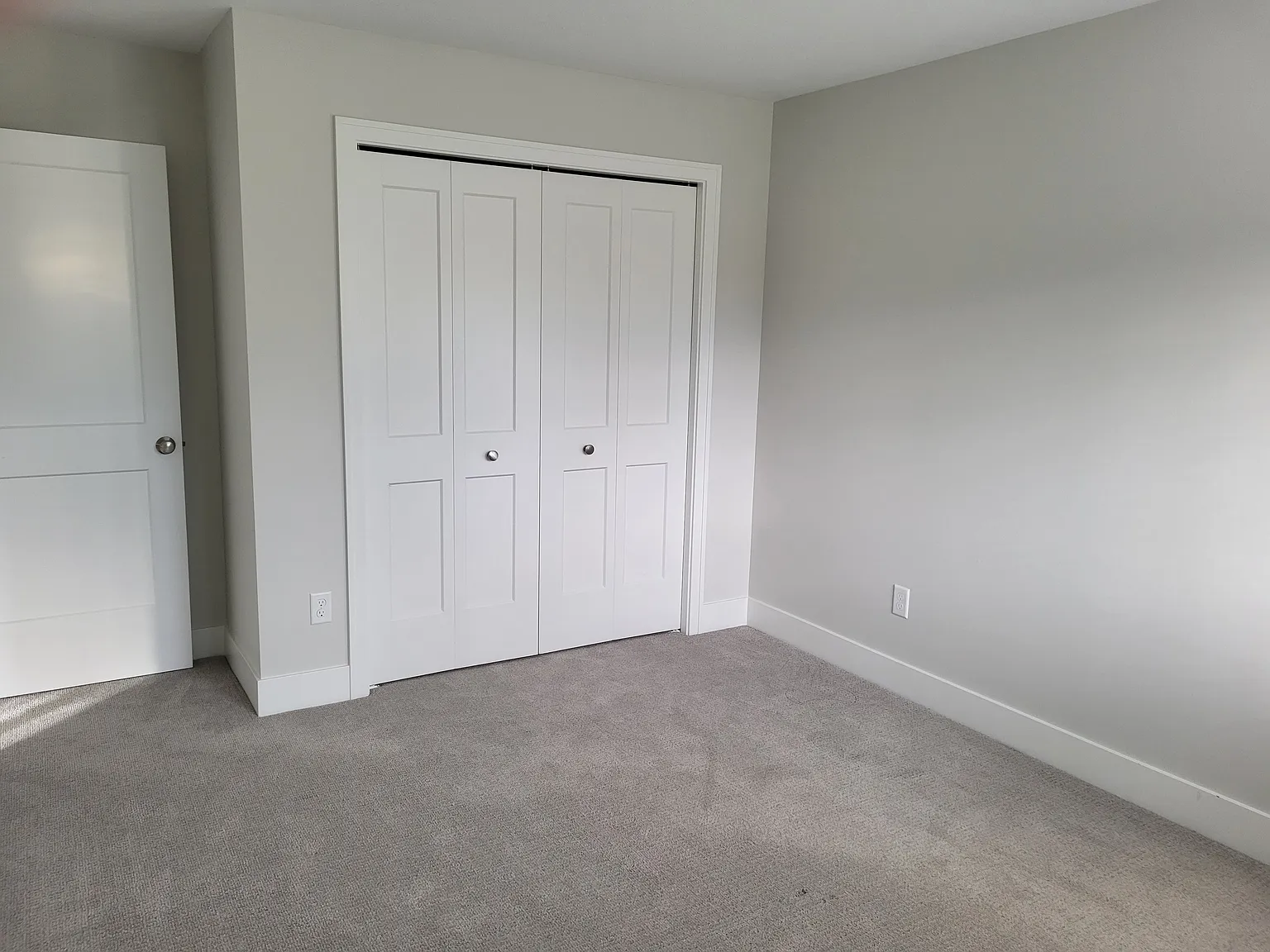 3 bed, 2.5 bath, 2000 sqft, $3,250 — Photo 2