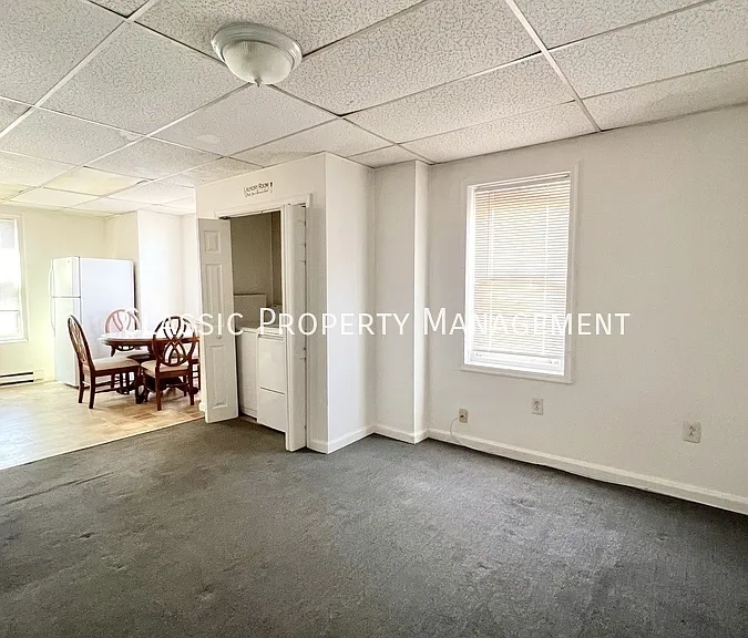 1832 W 3rd St — Photo 7