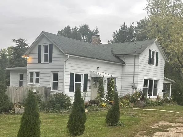 N7661 Highway 12, Elkhorn, WI 53121