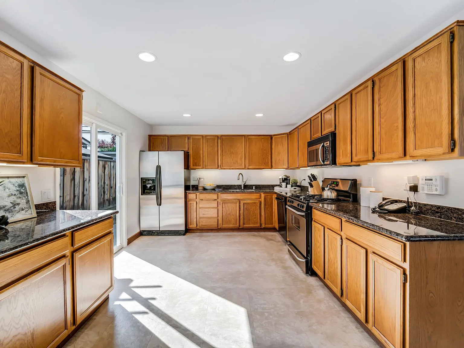 2845 Custer Dr — Photo 4