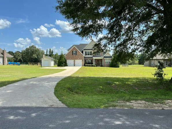 1430 Skipper Rd, Dothan, AL 36301
