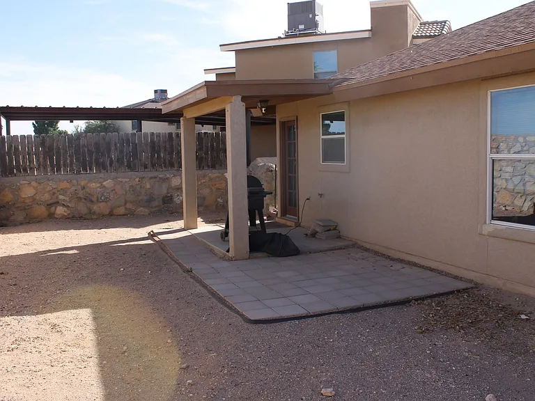 12928 Hueco Pit Dr — Photo 9