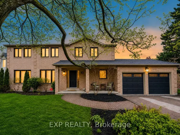 90 Brillinger St, Richmond Hill, ON L4C 8Y3