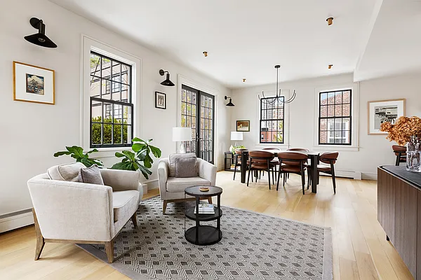 Living room, photo 3