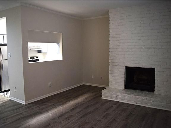 2nd image of 2001 Bering Dr APT 11