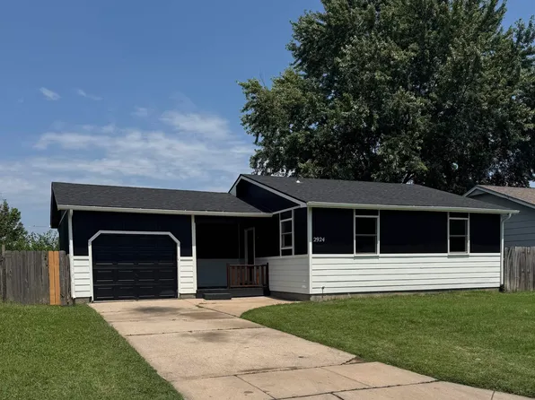 2924 W Maxwell Ave, Wichita, KS 67217