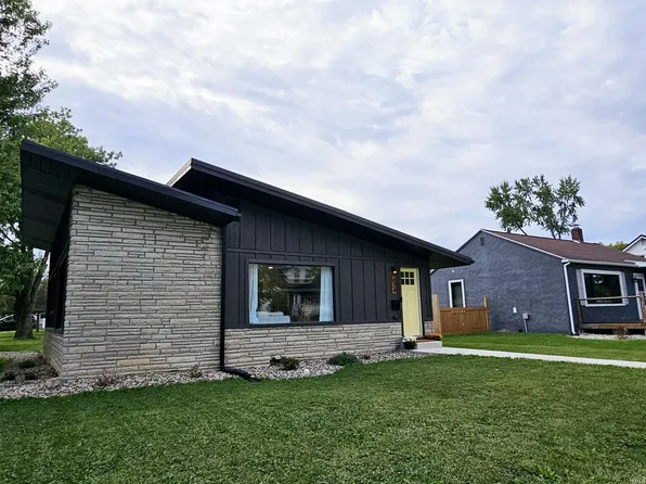 624 S Ijams St, Garrett, IN 46738