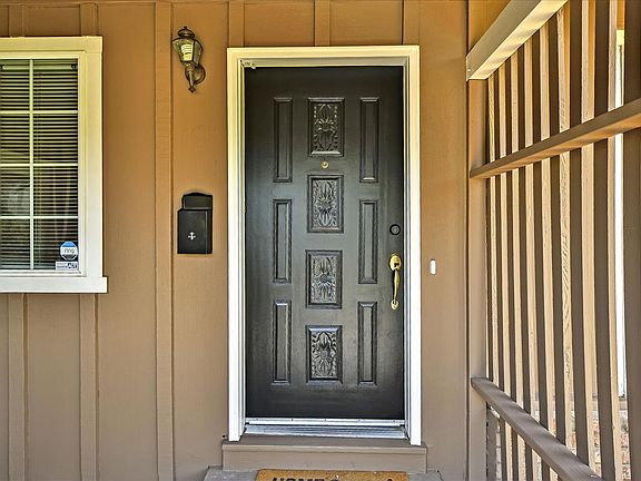 2nd image of 1411 Santa Fe Dr