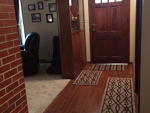 5th image of 22 Fairview Dr